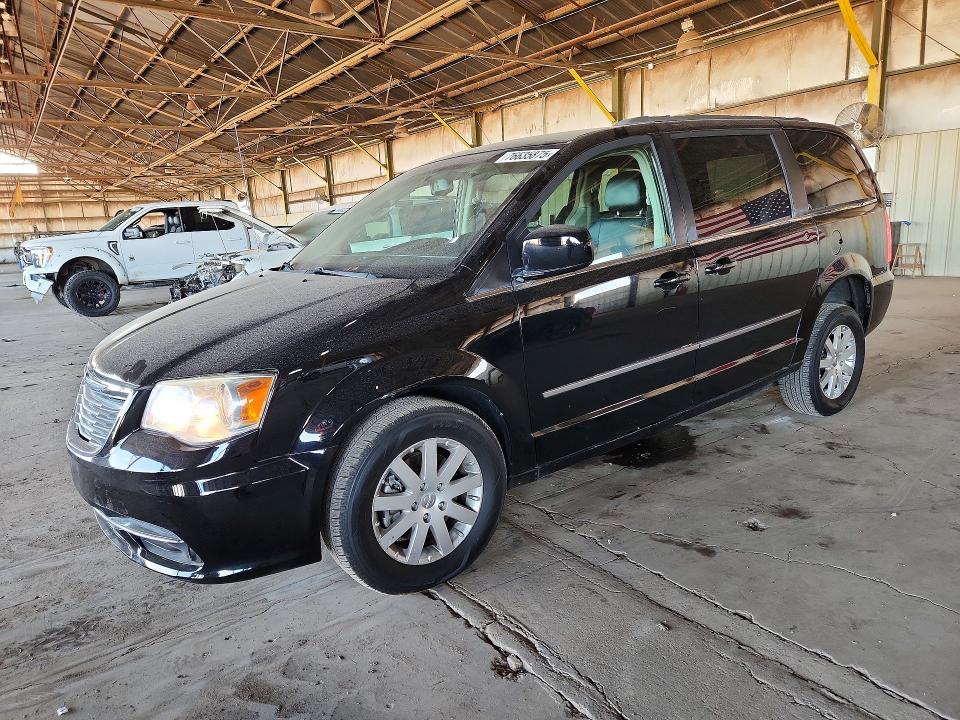 2016 CHRYSLER TOWN & COUNTRY TOURING photo 1