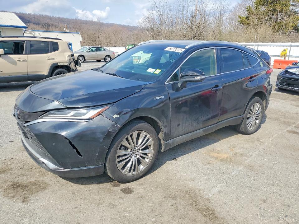 2021 TOYOTA VENZA XLE photo 1
