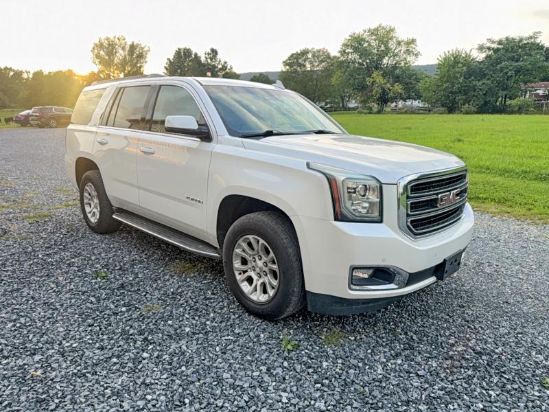 2016 GMC YUKON SLT photo 1
