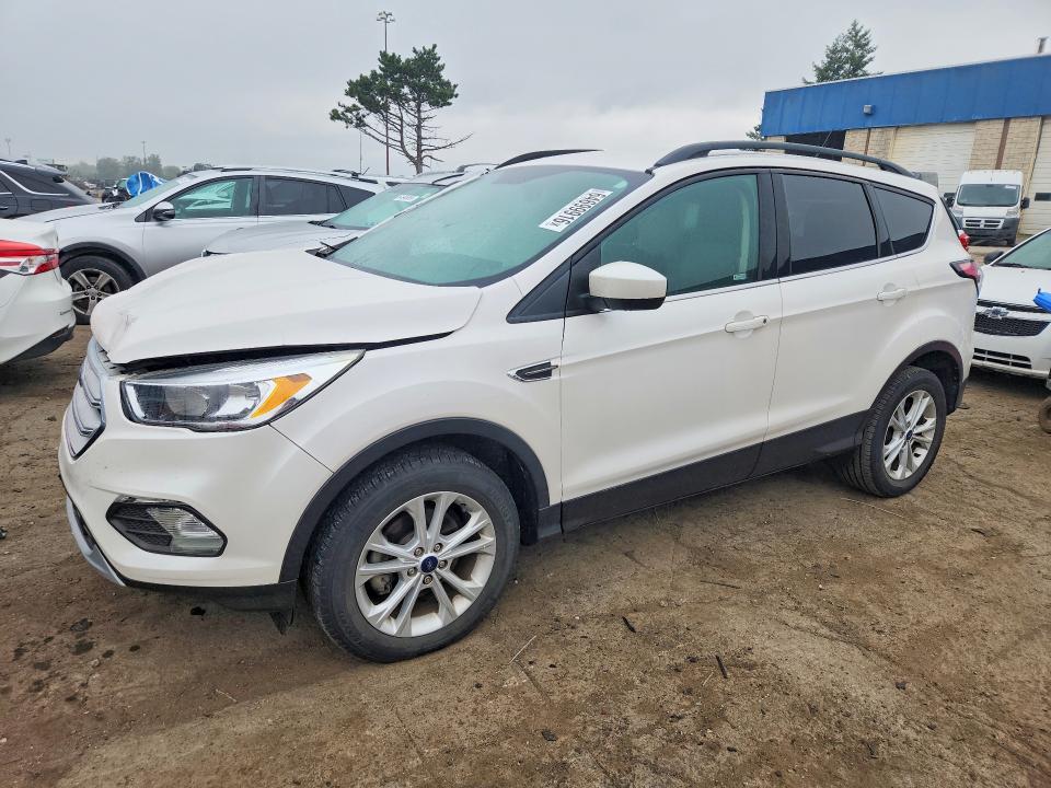 2018 FORD ESCAPE SE photo 1
