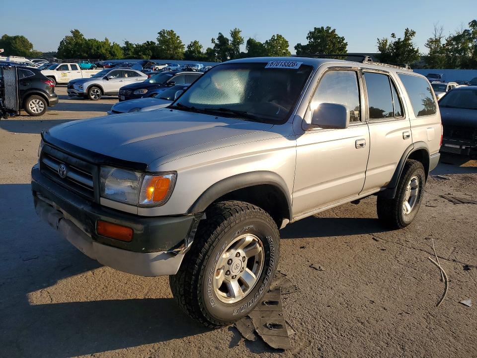 1997 TOYOTA 4RUNNER SR5 photo 1