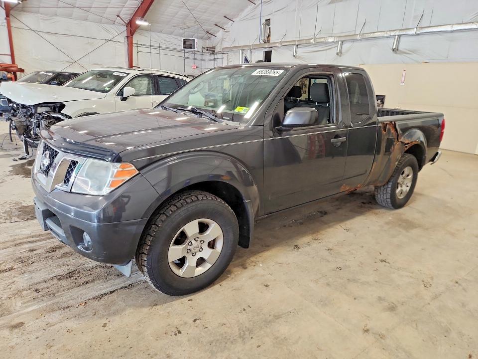 2012 NISSAN FRONTIER SV V6 photo 1