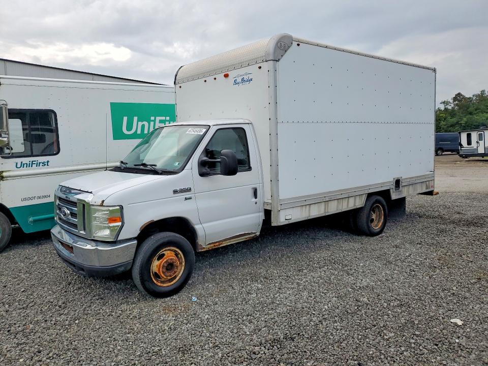 2015 FORD E350 BOX TRUCK photo 1