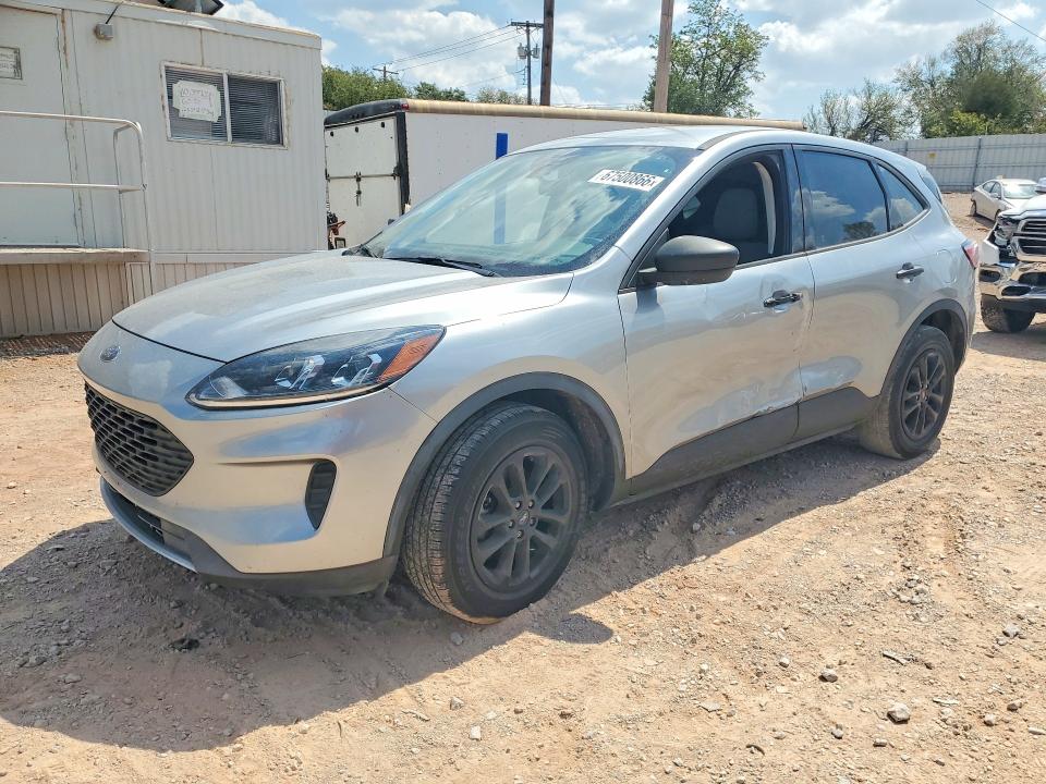 2022 FORD ESCAPE S photo 1