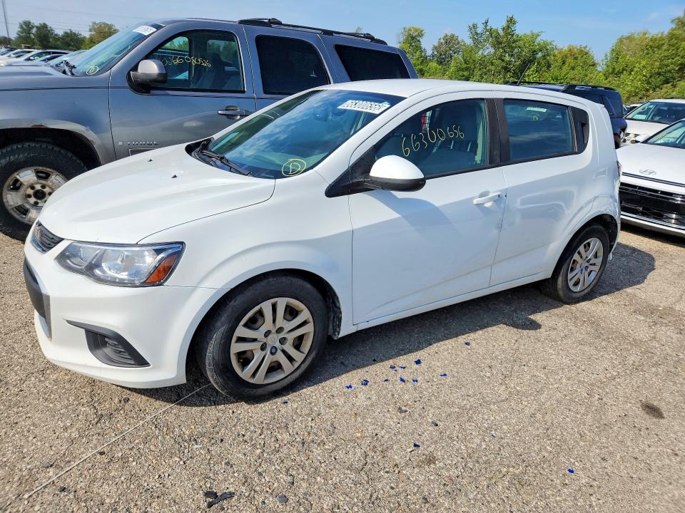 2020 CHEVROLET SONIC photo 1