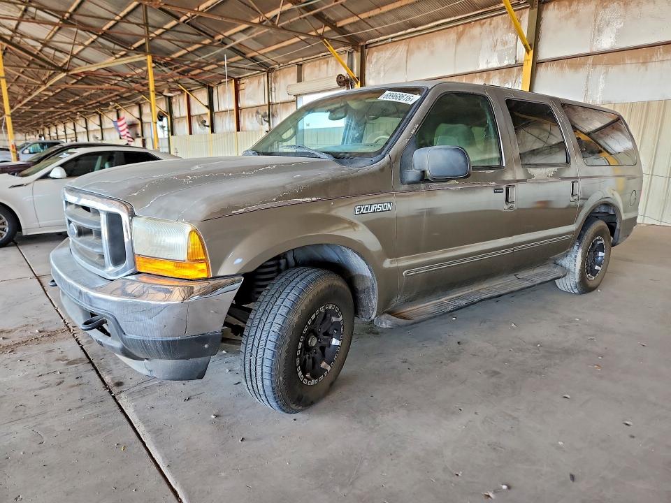 2000 FORD EXCURSION XLT photo 1